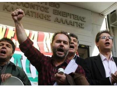 Γενική απεργία διαρκείας προτείνει ο Πρό...