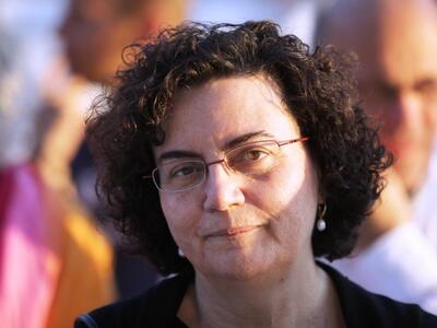 Στη Λαϊκή Ενότητα και η Νάντια Βαλαβάνη ...