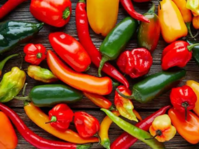 Πώς αφαιρούμε εύκολα τη φλούδα της πιπεριάς;