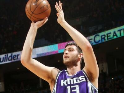 ΝΒΑ: Στους Κινγκς και τη νέα σεζόν ο Παπαγιάννης