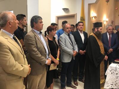 ΔΕΙΤΕ ΦΩΤΟ από τον Αγιασμό στο Εκκλησιασ...