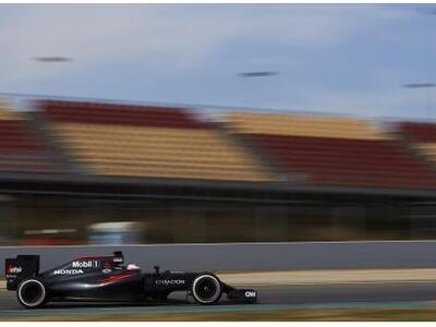 Φόρμουλα: Ταχύτερος όλων ο Φέτελ στα τεσ...