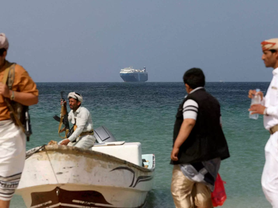 Ερυθρά Θάλασσα: Ελληνόκτητο πλοίο δέχτηκ...