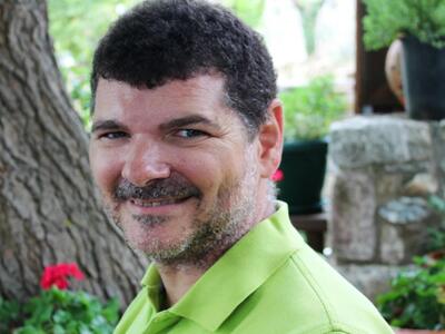 Η αυλή των παιδικών μας χρόνων, η «φυλακ...