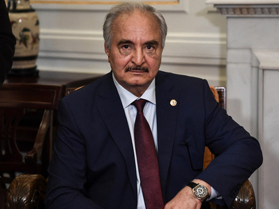 Λιβύη: Ο Χαφτάρ έδιωξε τους εκπροσώπους ...