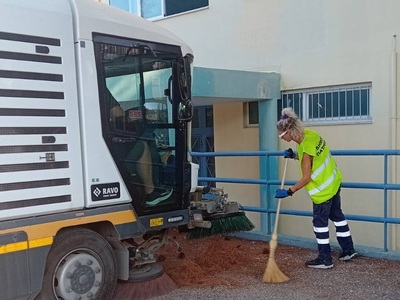 Πάτρα: Συνεχίζονται οι καθαρισμοί των πρ...