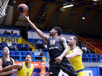 Προμηθέας: Χριστουγεννιάτικο ντέρμπι (17...