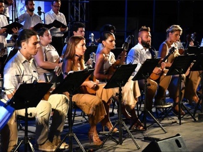 Η Ορχήστρα Νυκτών Εγχόρδων "Θανάσης Τισπινάκης" την Παρασκευή το βράδυ στο Ηρώδειο