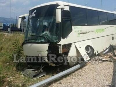 Νταλίκα έπεσε πάνω  σε λεωφορείο του ΚΤΕ...