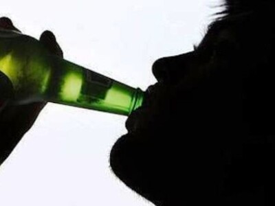 Οδηγούσε μεθυσμένος μηχανή με συνεπιβάτι...