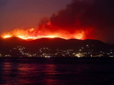 Δύσκολη νύχτα στην Κέρκυρα! Οι φλόγες φτ...