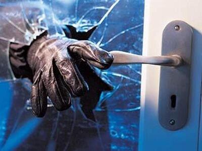 Έκλεψε πέντε δερμάτινα... για να «βγάλει...