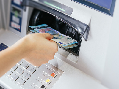 Οι 4 μεγάλες αλλαγές στα ΑΤΜ των τραπεζώ...