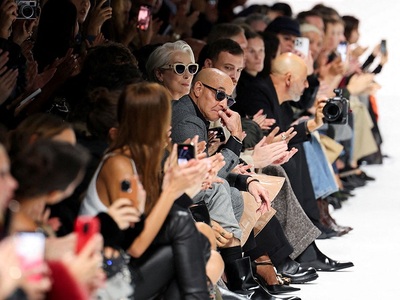 Surprise! Ως Miranda Priestly εισέβαλε η...