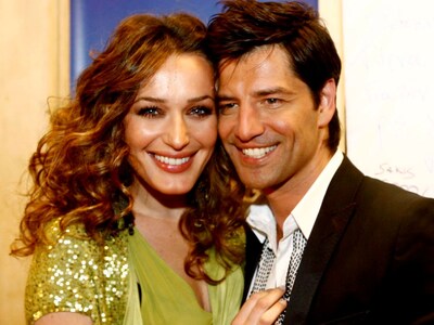 Σύσσωμη η οικογένεια του Σάκη Ρουβά στη ...