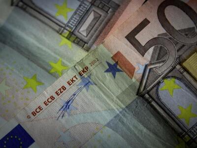 Συνέργεια υπουργείων Εξωτερικών και Οικο...