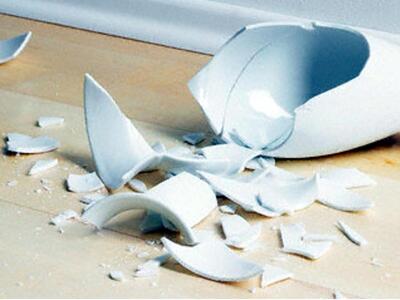 Ο αντιδήμαρχος και το...βάζο με λεπτομέρειες