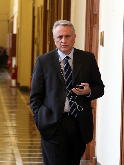 Τέλος στους προκλητικούς μισθούς των gol...