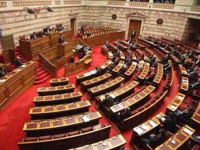 Το μεσημέρι η ψηφοφορία για το Μεσοπρόθεσμο