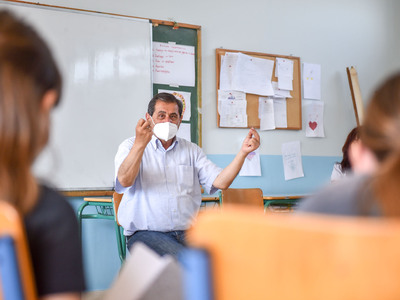 Πάτρα: Ο Κώστας Πελετίδης στο Δημοτικό Σ...