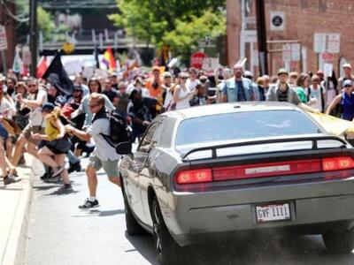 Βιρτζίνια: Όχημα έπεσε πάνω σε διαδηλωτέ...
