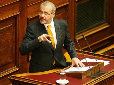 Εξηγήσεις για τον αποκλεισμό του από τη ...