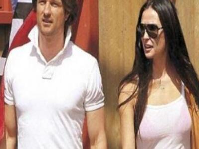 Ερωτευμένη ξανά η Demi Moore!