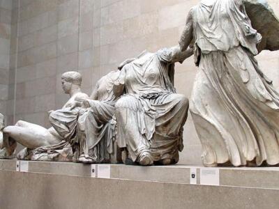 Τζέφρεϊ Ρόμπερτσον: «Τα γλυπτά του Παρθε...