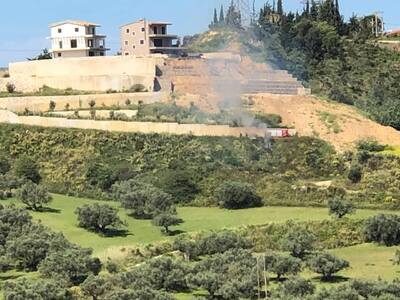 ΑΣΚΗΣΗ: Μεγάλη φωτιά στην Πάτρα από τον ...