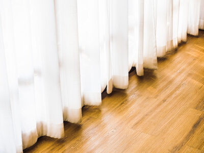 Ξύλινα πατώματα: Το απλό κόλπο για να λά...