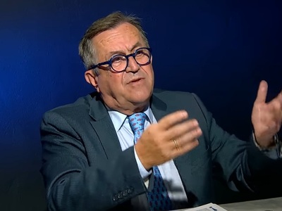 Nέα Πάτρα: O Μπάμπης Γκολές στη λήθη – τ...