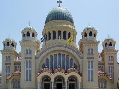 Αφιέρωμα: Στον Παλαιό και το Νέο Ναό του...
