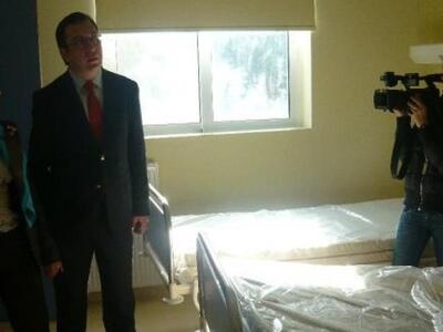 "Πόσο άλλο πιο κάτω ...το Κέντρο Υγ...