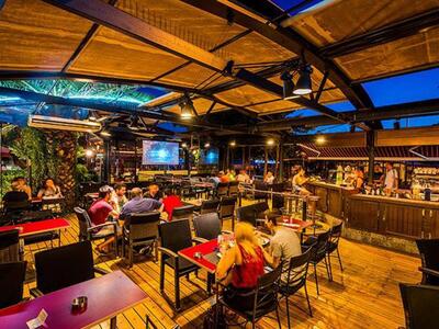 Απόψε, η πιο γνωστή ξανθιά της Πάτρας, θ...