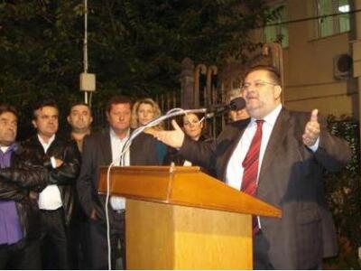 Πάτρα: Στελέχη Δημαρά και Κατσικόπουλου ...