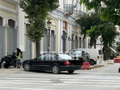 Πάτρα: Το... πάρκινγκ του πρώην Δημαρχεί...