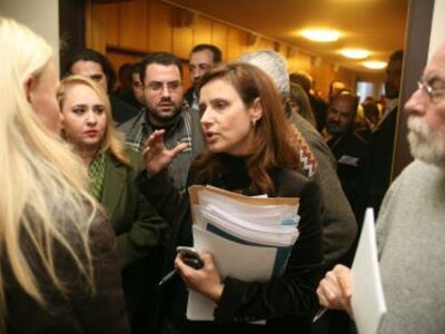 Νέο αδιέξοδο με τους αγρότες, ενώ κλειστ...