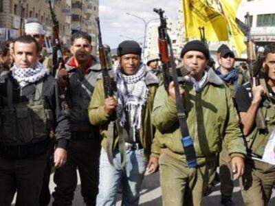 Δέκα εκρήξεις σε αυτοκίνητα και σπίτια μ...