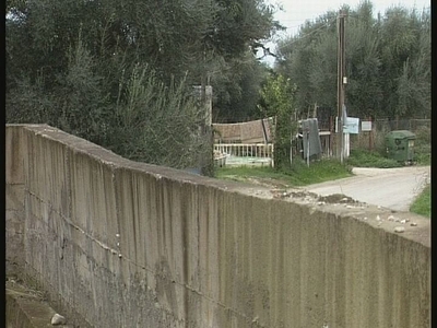 Ένταση και αντιδράσεις κατοίκων της Παρα...