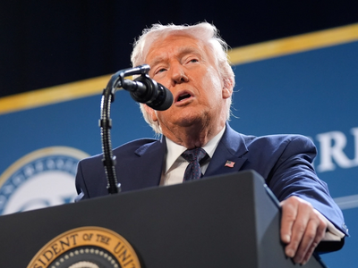 Τραμπ: «Θάνατος, φωτιά και οργή» αν το Ι...