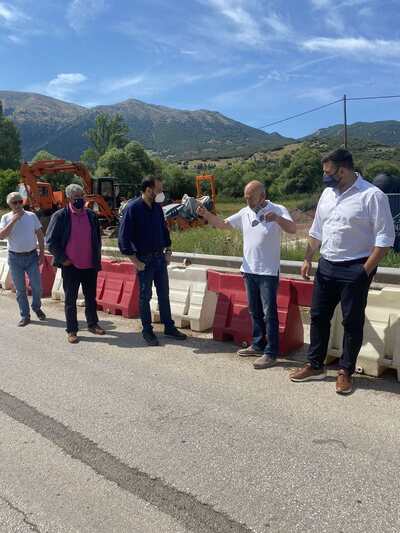 Ο Νεκτάριος Φαρμάκης επισκέφθηκε τα έργα στο οδικό δίκτυο Πατρών – Χαλανδρίτσας – Καλαβρύτων Ο Νεκτάριος Φαρμάκης επισκέφθηκε τα έργα στο οδικό δίκτυο Πατρών – Χαλανδρίτσας – Καλαβρύτων