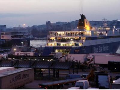 Στάση εργασίας σε όλα τα λιμάνια στις 11 Μαρτίου