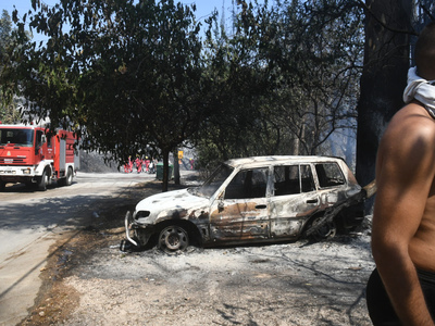 Φωτιά στην Πάτρα: Η επόμενη μέρα στα απο...