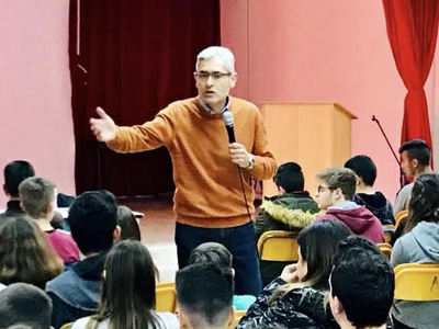 Ομιλία του Άγγελου Τσιγκρή στο 2ο Λύκειο...