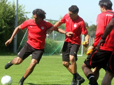 Ολυμπιακός: Ηττήθηκε και προβλημάτισε με Στεάουα