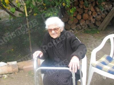 Η γλυκιά γιαγιά της Κρέστενας είναι..  112 ετών!