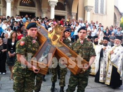 Η σημασία της μεταφοράς του Σταυρού του ...