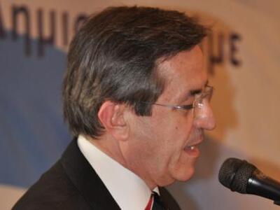 N. Νικολόπουλος: O χαιρετισμός του στο ι...