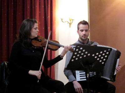 Μαρία Γούτου και Απόστολος Τσέφος συνόδε...