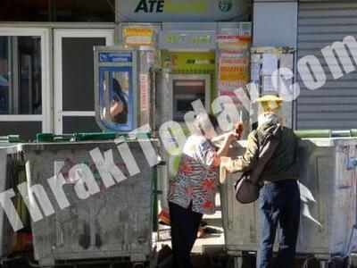 Στην ουρά για ένα... ζευγάρι παπούτσια